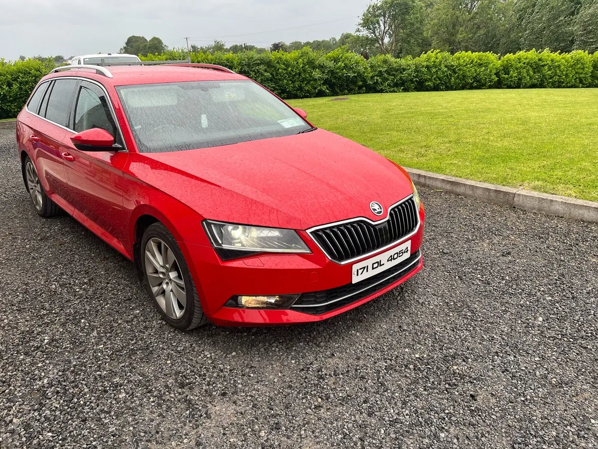 Skoda superb estate - Image 1