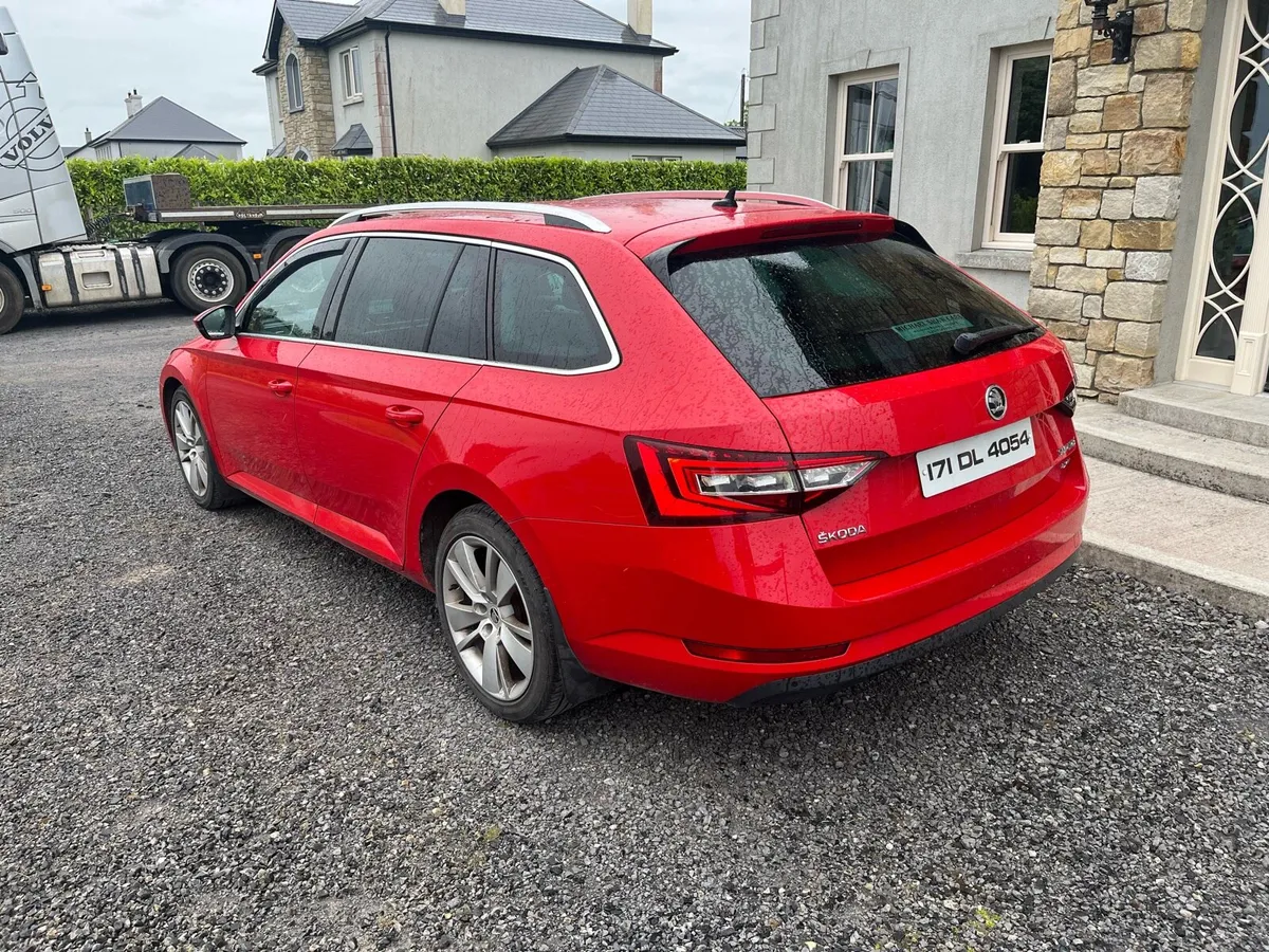 Skoda superb estate - Image 3