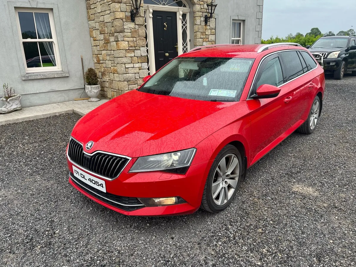 Skoda superb estate - Image 4
