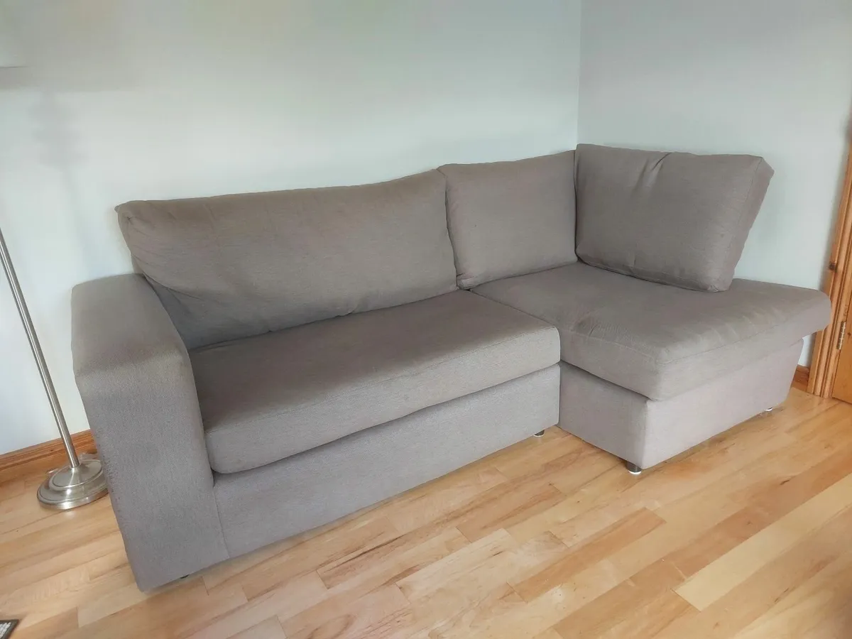 Couch - Image 2