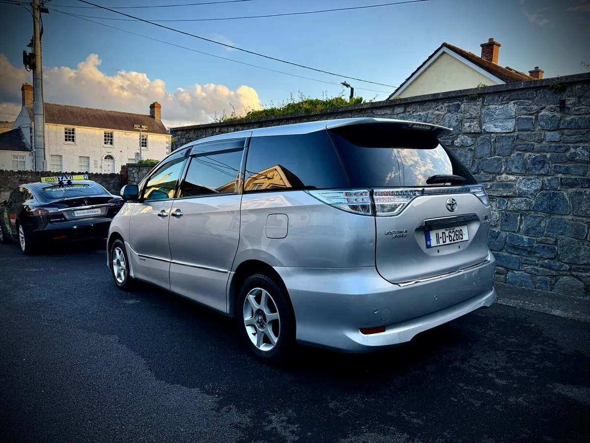 Hybrid Estime 7 seater. New NCT and TAX - Image 2