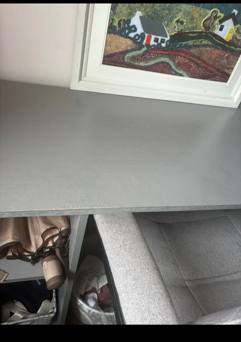 Desk and desk chair - Image 3