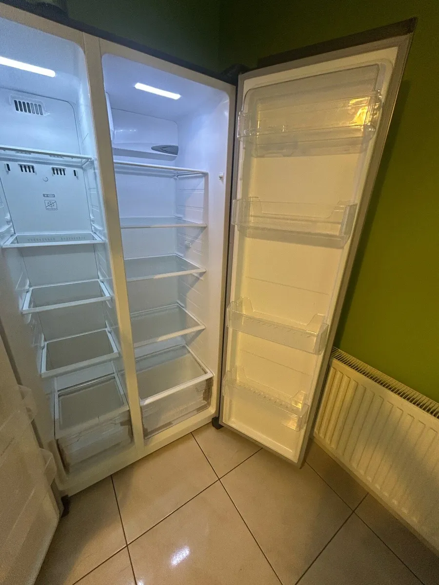 American Style Fridge Freezer - Image 2