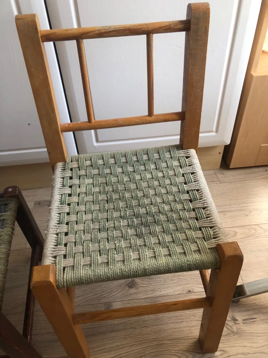 Childs  chair and mirror - Image 1