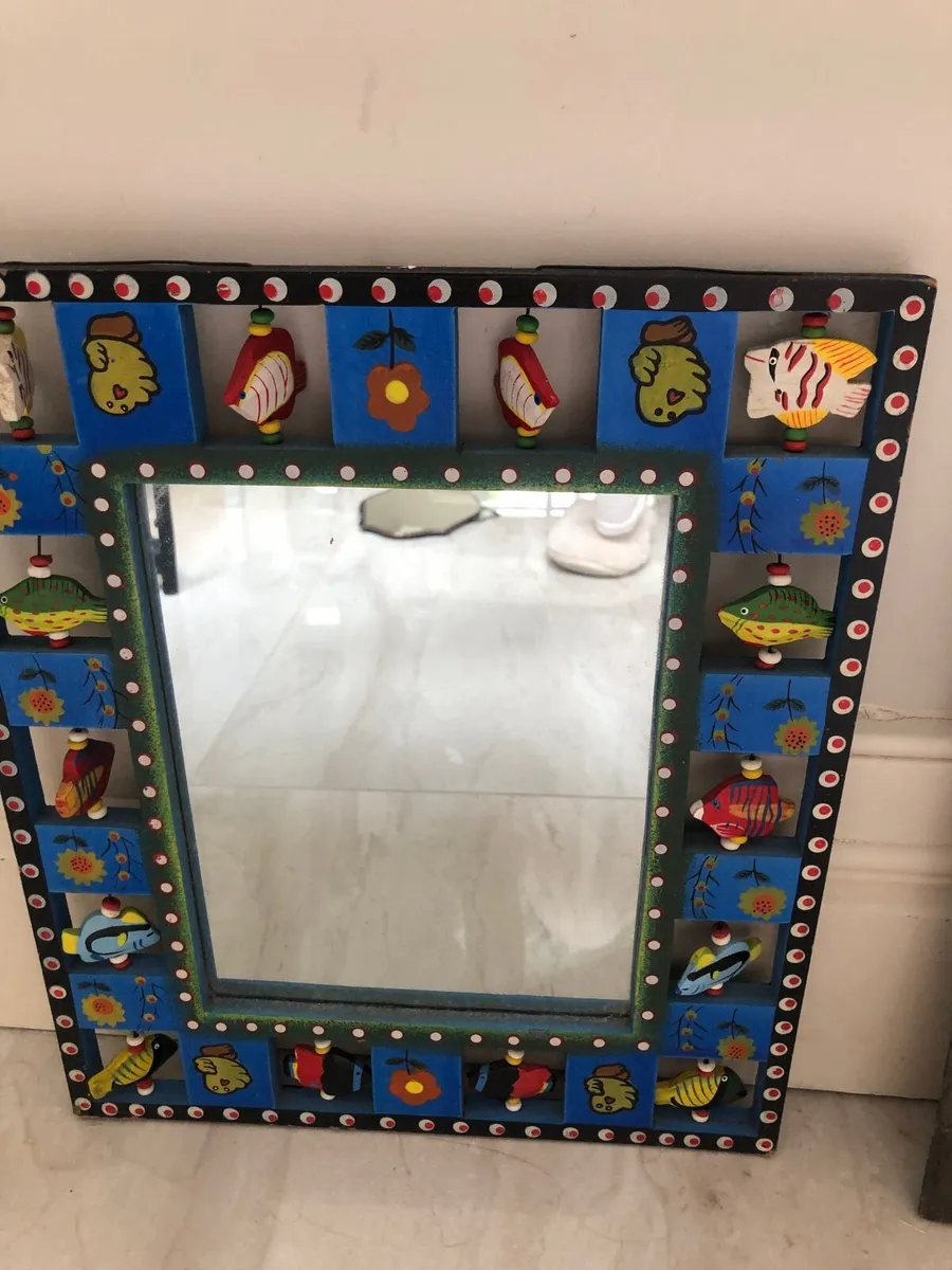 Childs  chair and mirror - Image 2