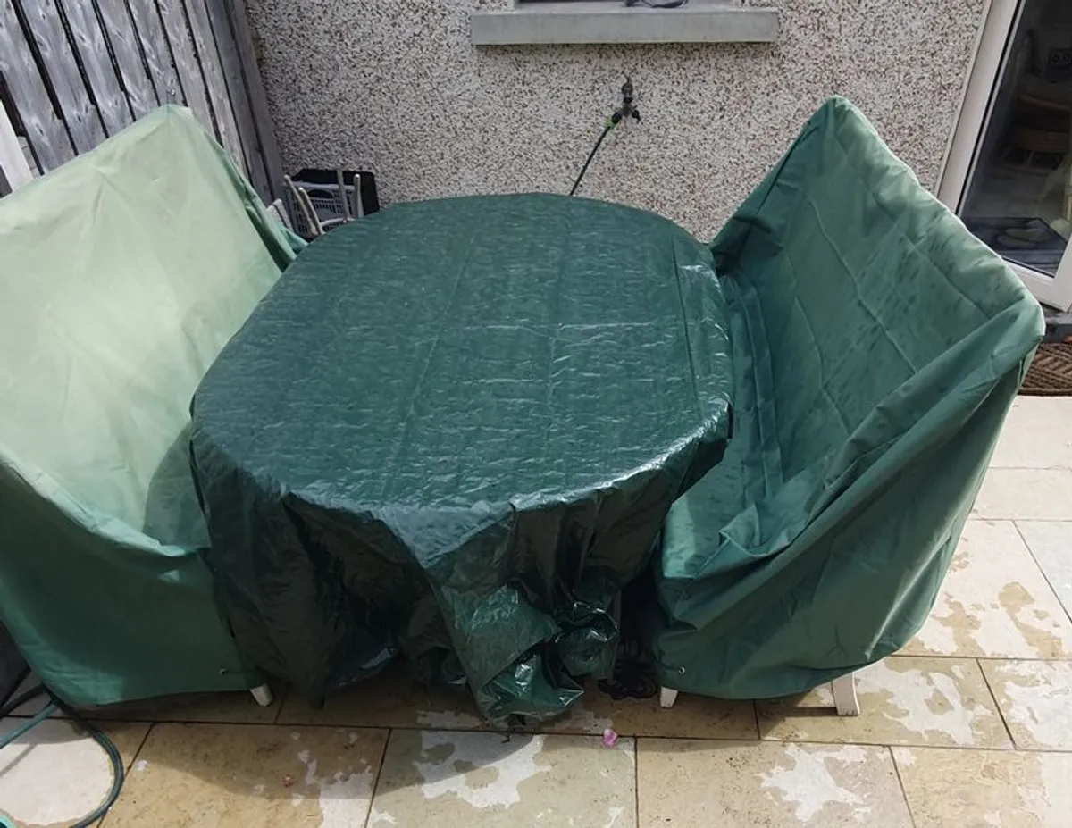 Patio table and chairs for free - Image 3