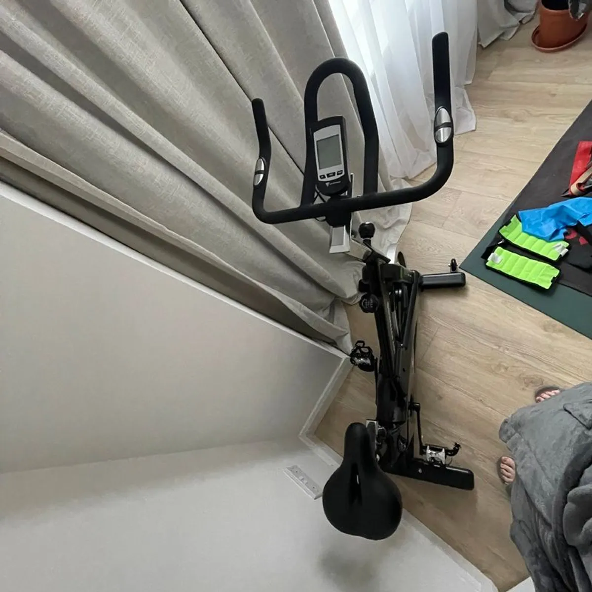 Hit Fitness G8 Indoor Exercise Bike - Image 2