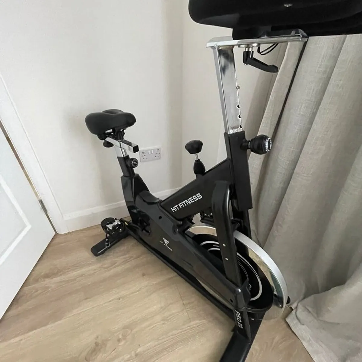 Hit Fitness G8 Indoor Exercise Bike - Image 3