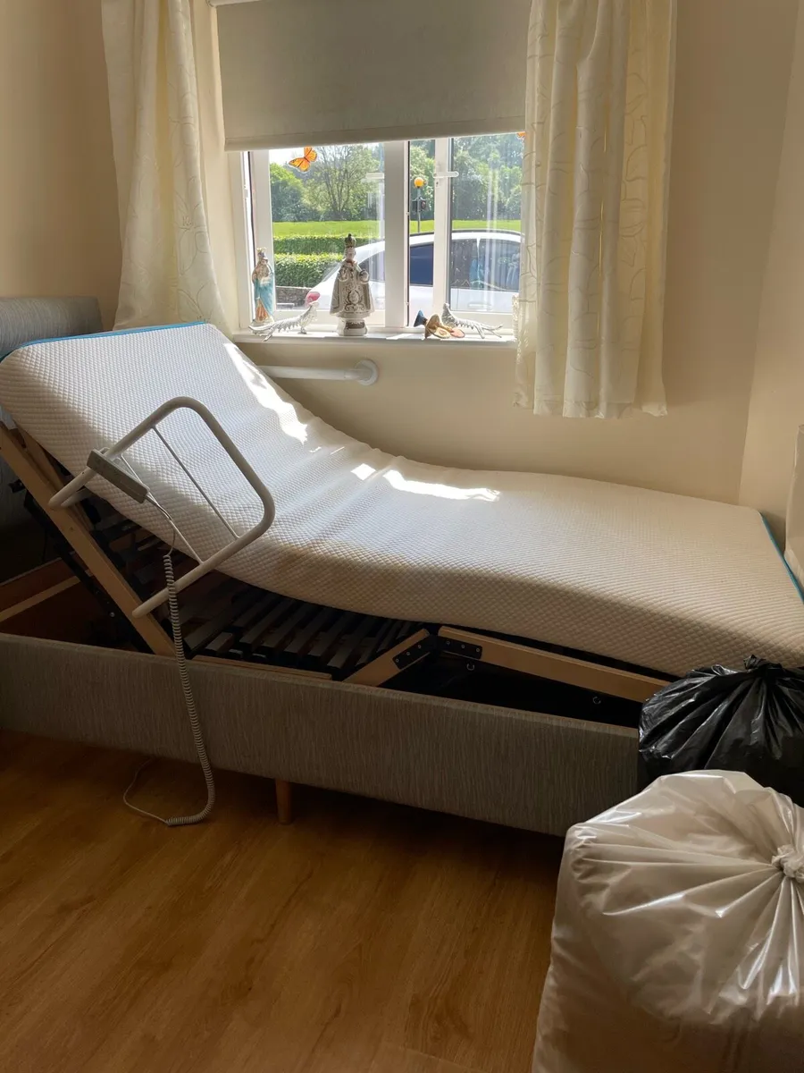 Electric single bed - Image 1
