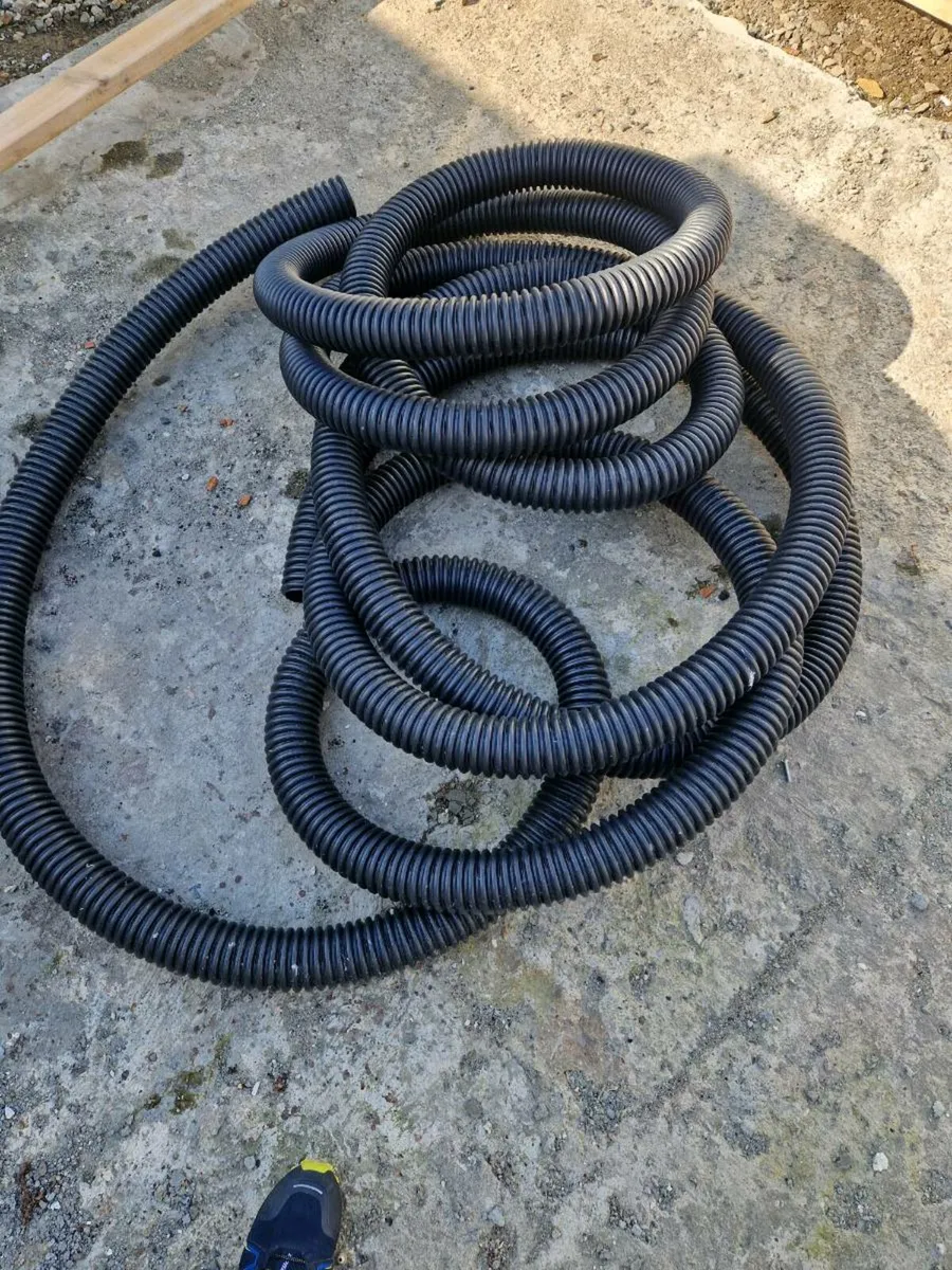 Drainage pipe