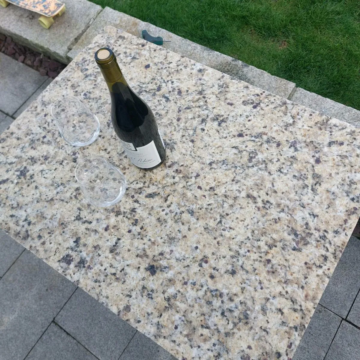 Garden table - Image 3