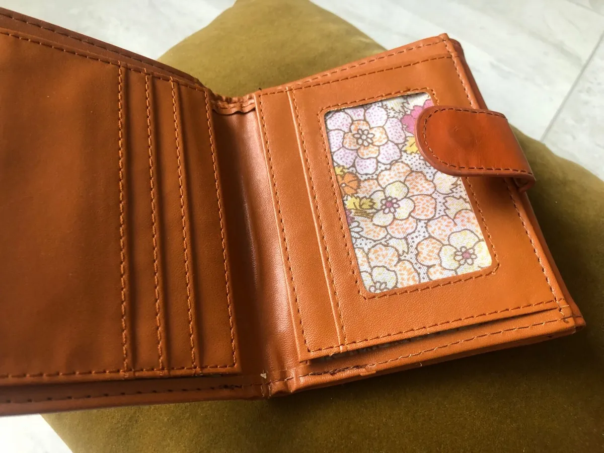 Wallet - Image 2