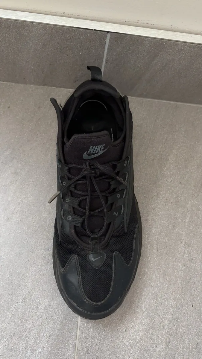 Nike Zoom Triple Black - Image 2