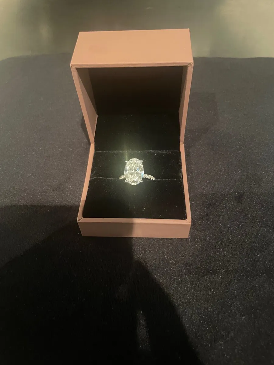 6ct Diamond Engagement ring, 14k white gold - Image 1