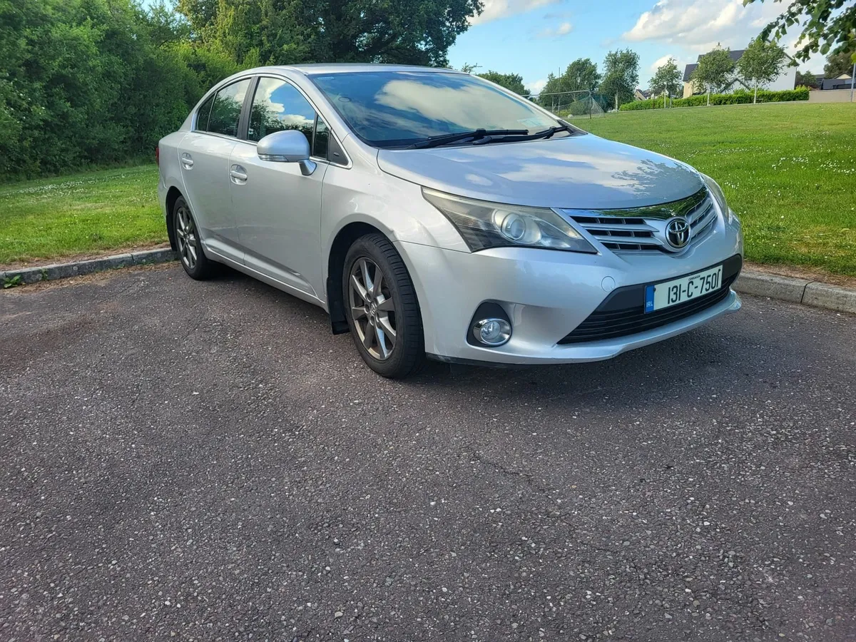 Toyota Avensis 2013 -  one owner. - Image 1