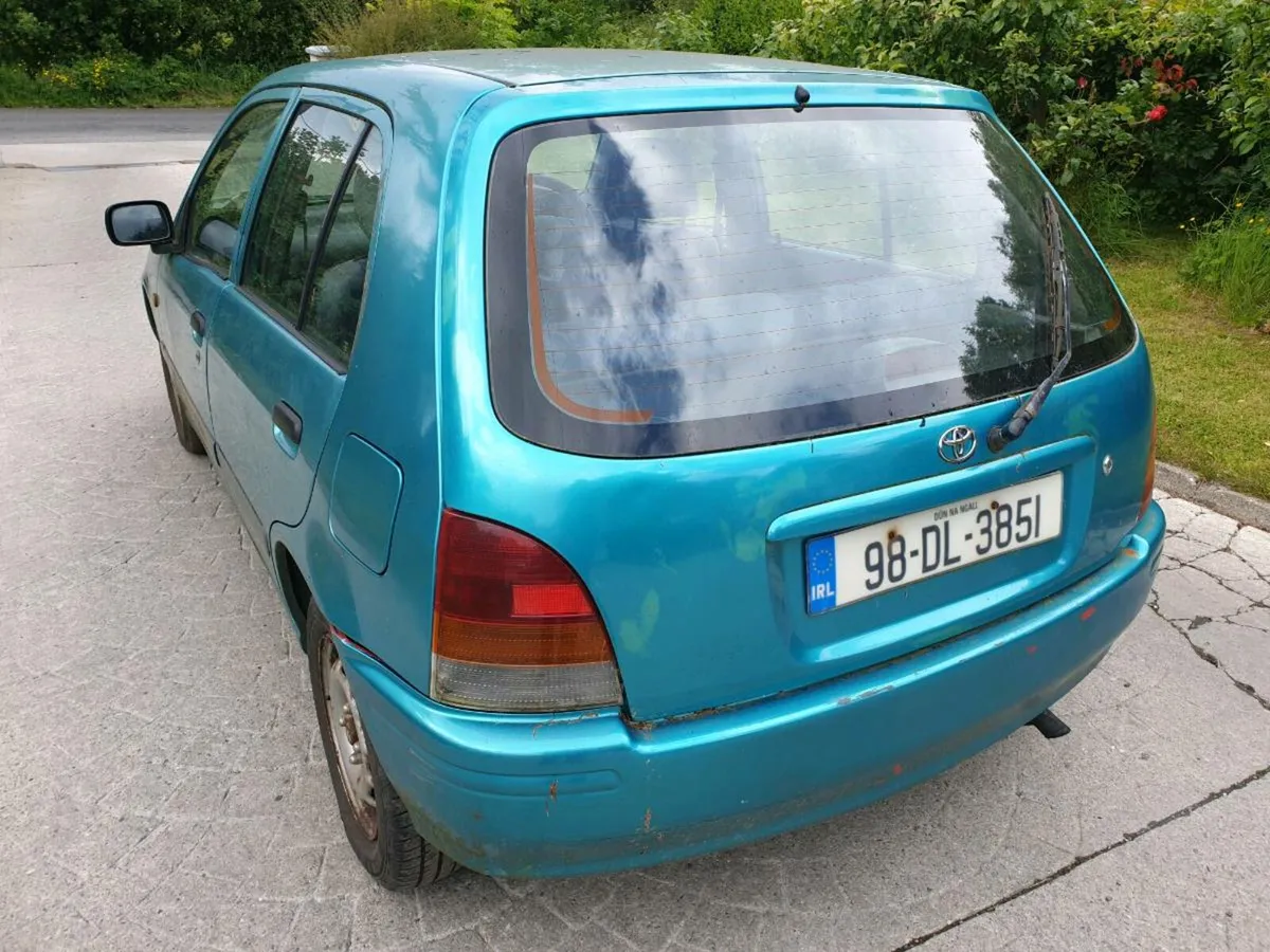 Starlet only €700 - Image 1
