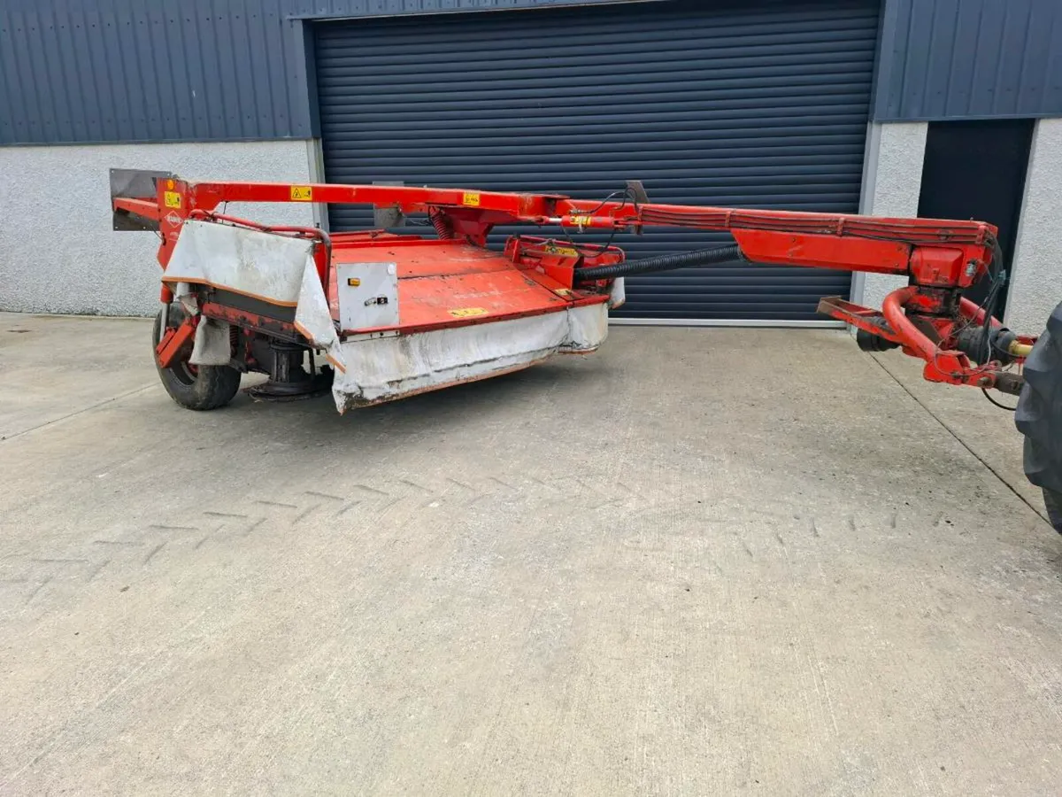 Kuhn FC 302 GI 10ft conditioner mower NO VAT - Image 1