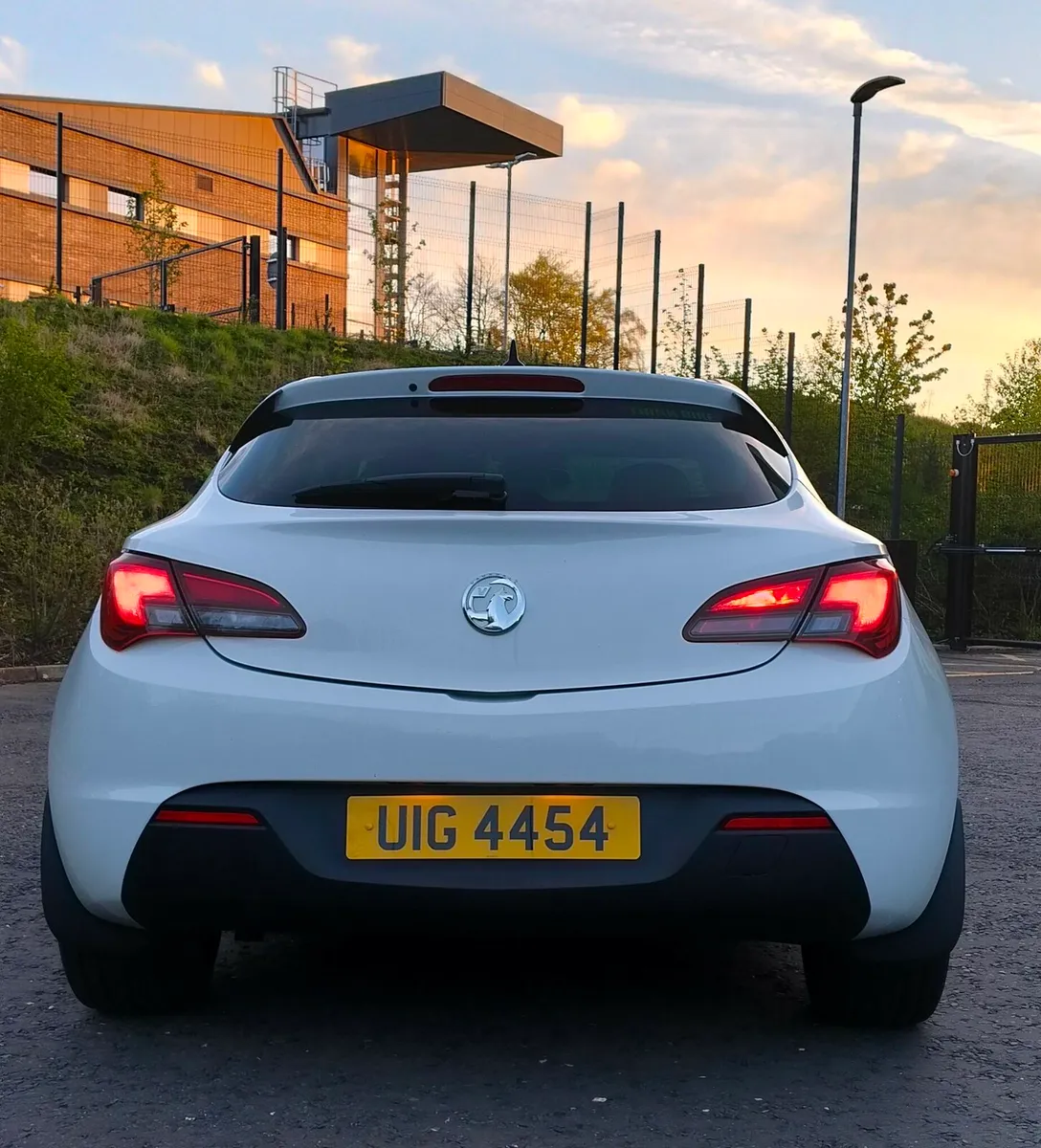 Vauxhall Astra GTC 1.4 - Image 4