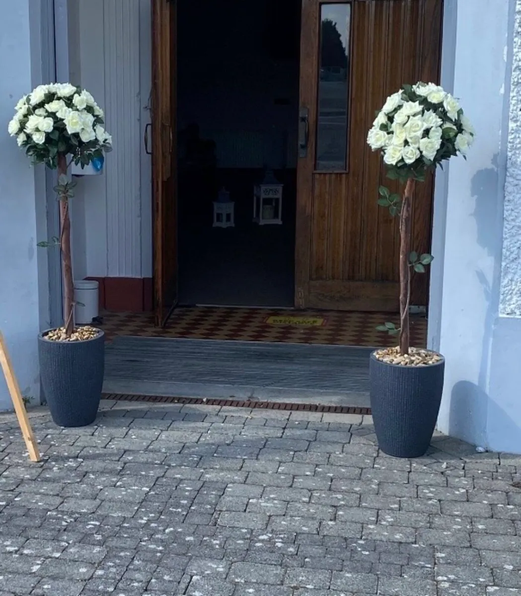 Wedding decor - Image 1