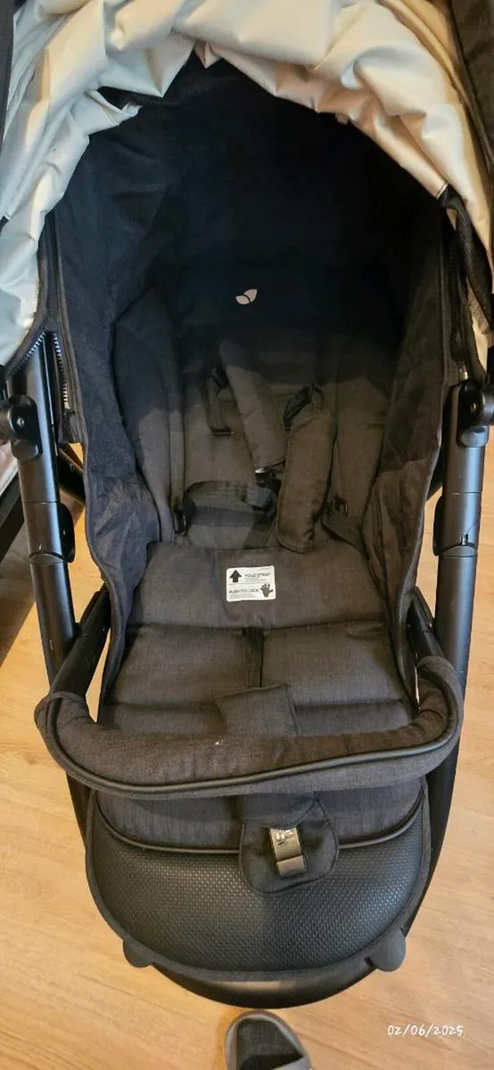 Joie Push chair - Image 3