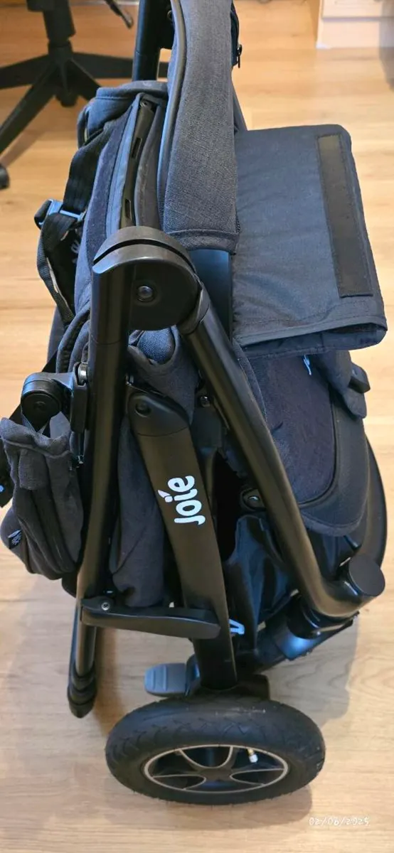 Joie Push chair - Image 4
