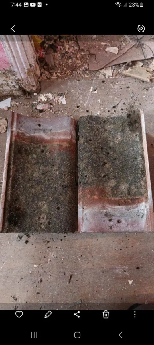 Roof tiles - Image 3