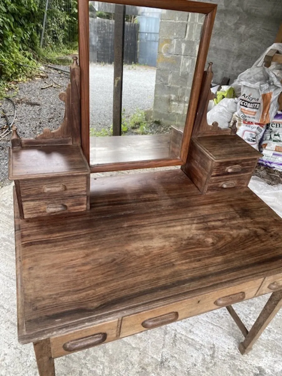 writing desk - Image 2