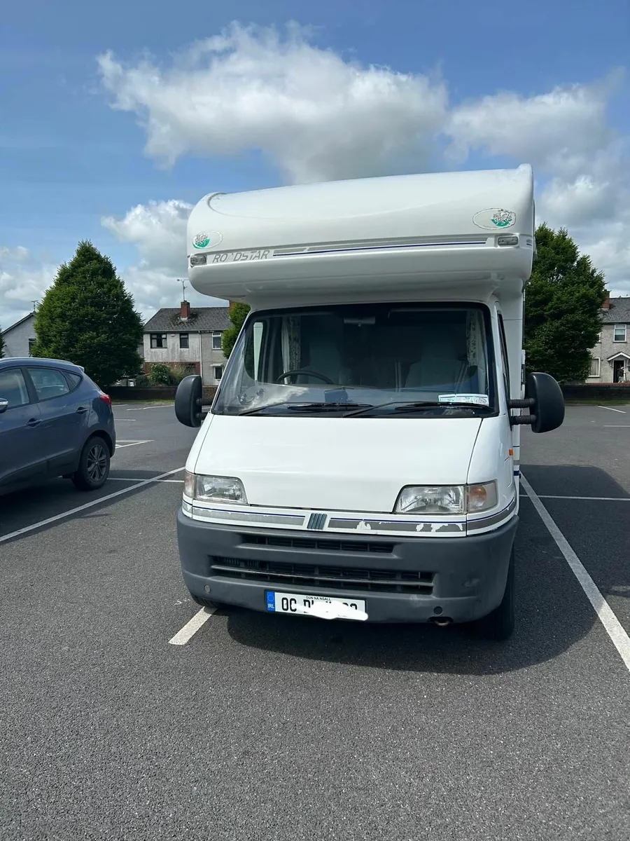 2000 Roadstar Lunar Campervan - Image 1