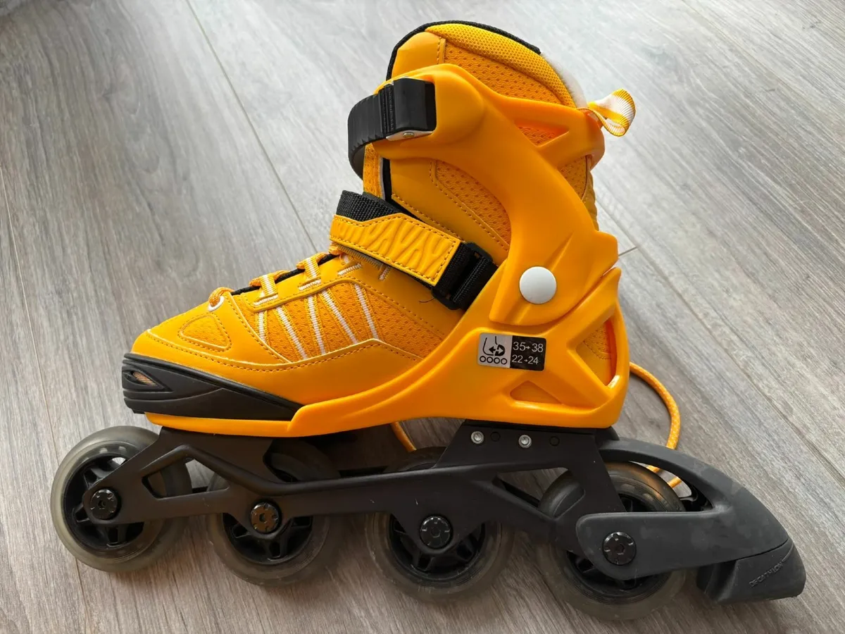 Rollerblades - Image 3