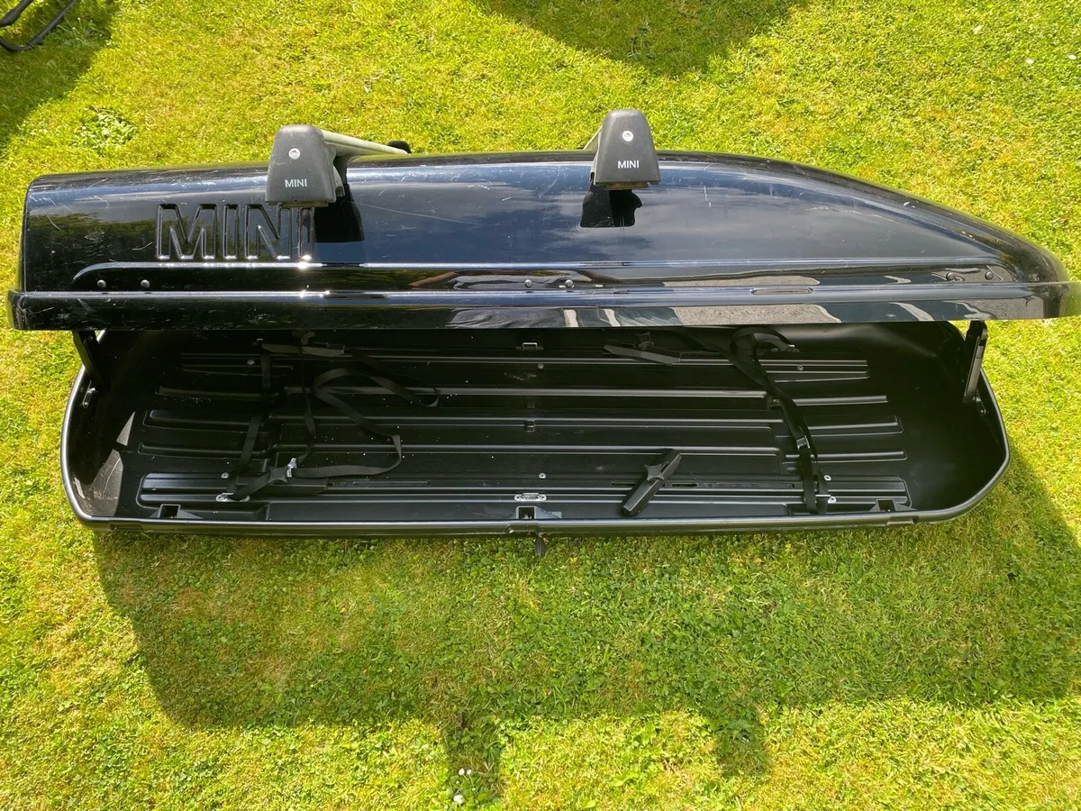 Mini roof box and roof bars - Image 4