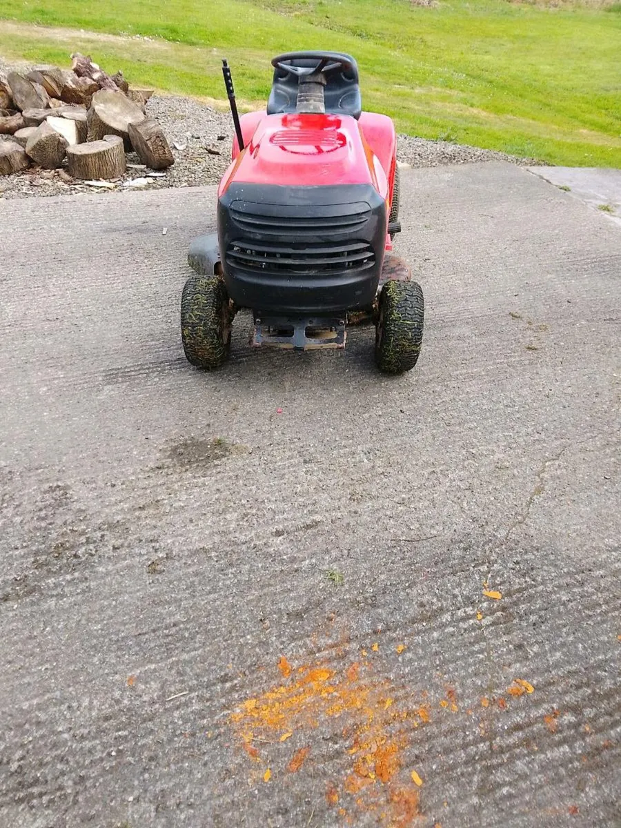 Ride on lawnmower - Image 4