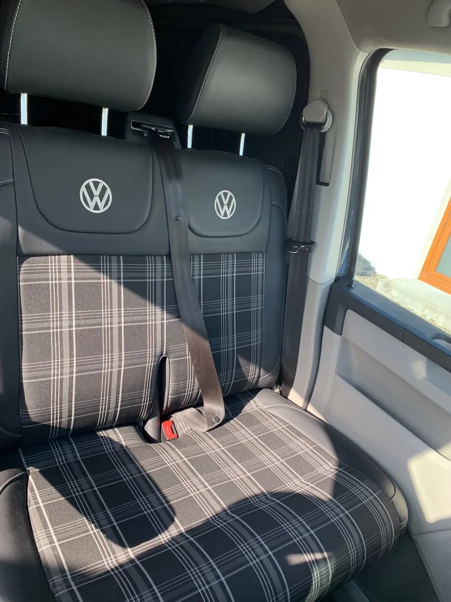 Volkswagen Transporter 2018 - Image 4