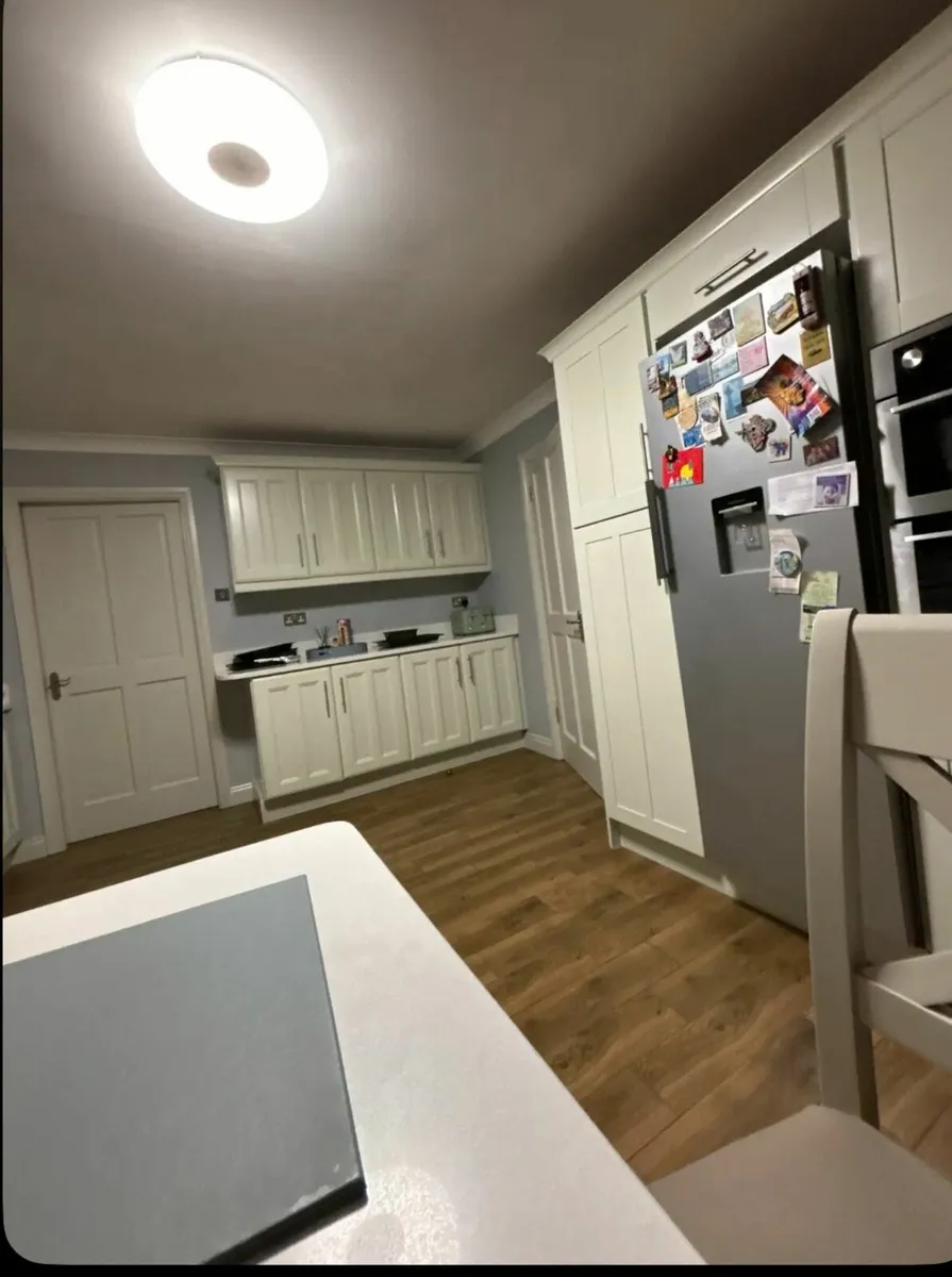 Kitchen Units - Image 1