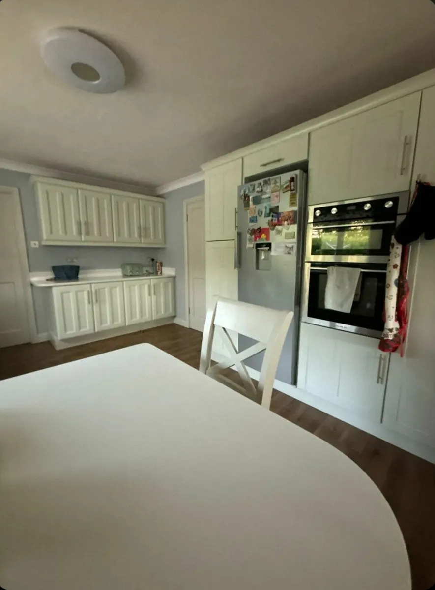 Kitchen Units - Image 2