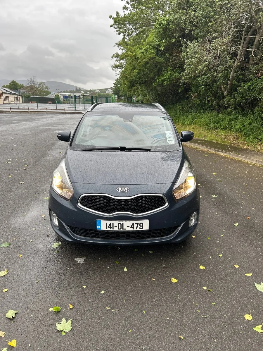 Kia Carens 2014 - Image 2