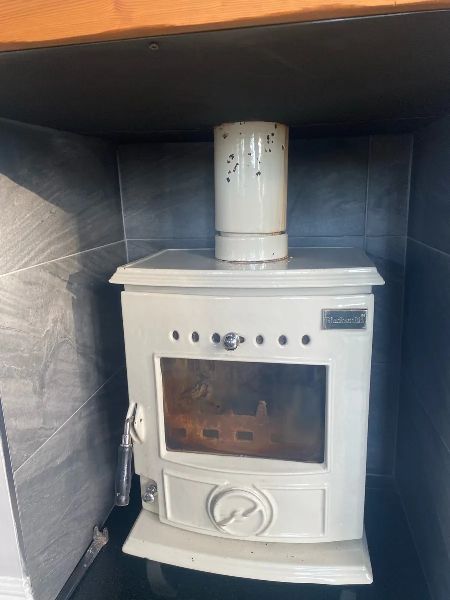Blacksmith stove  400 wide by 600