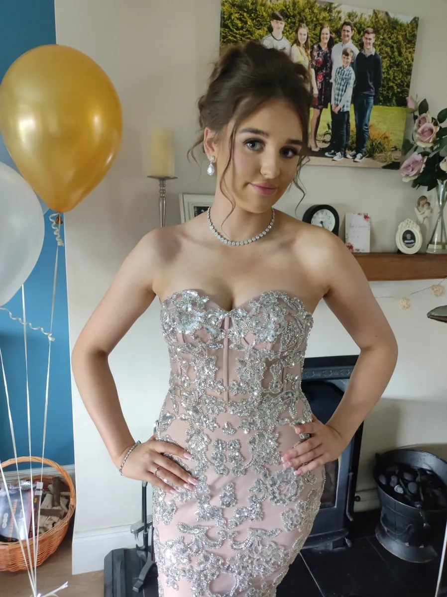 Debs dress - Image 2