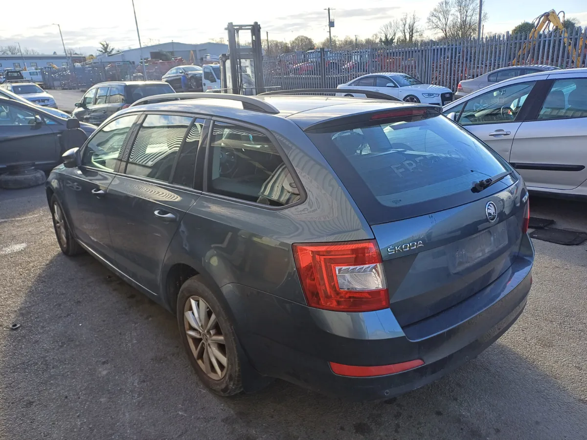 2015 skoda octavia 1.6tdi BREAKING - Image 4