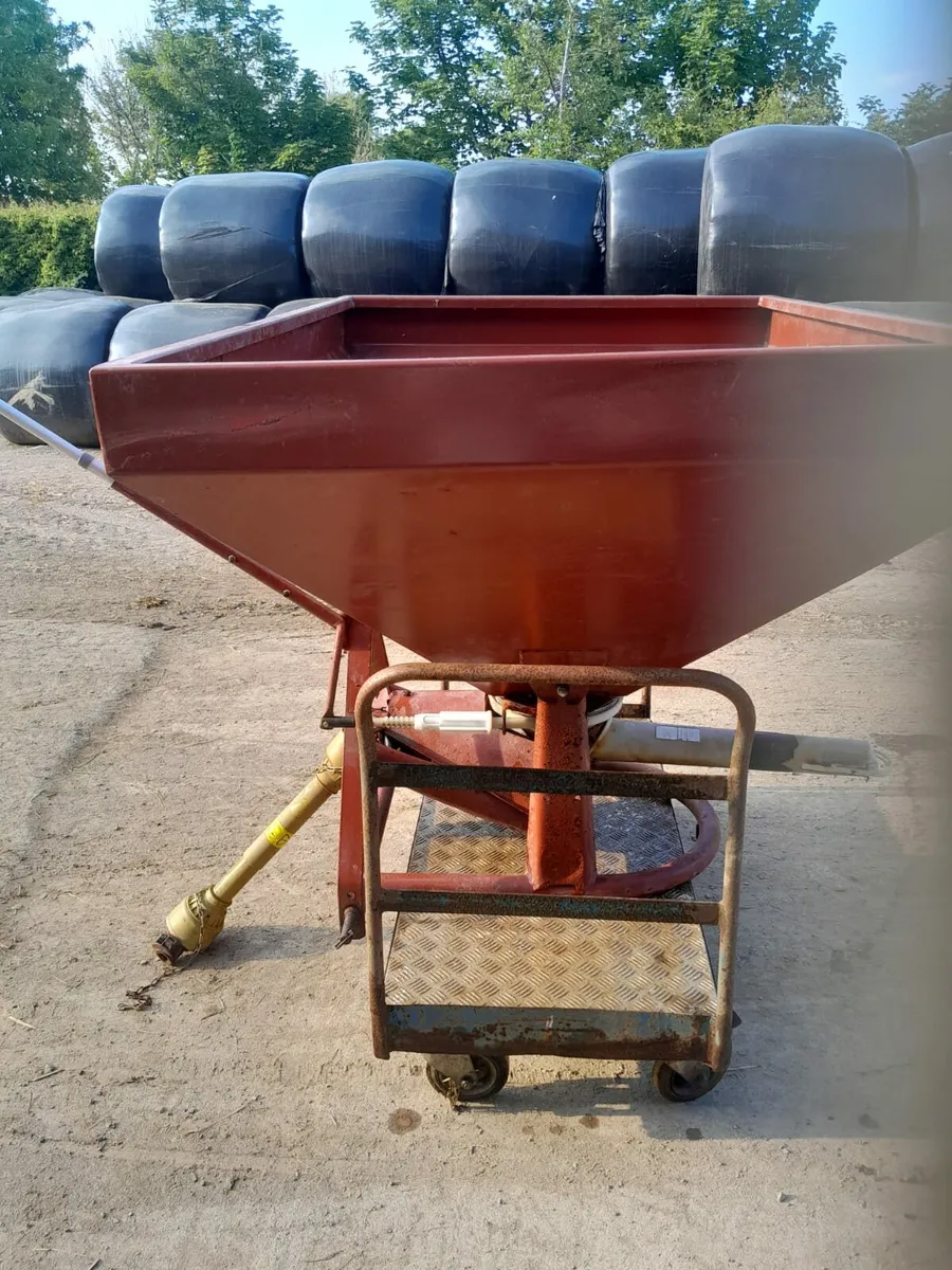 Vicon spreader - Image 2