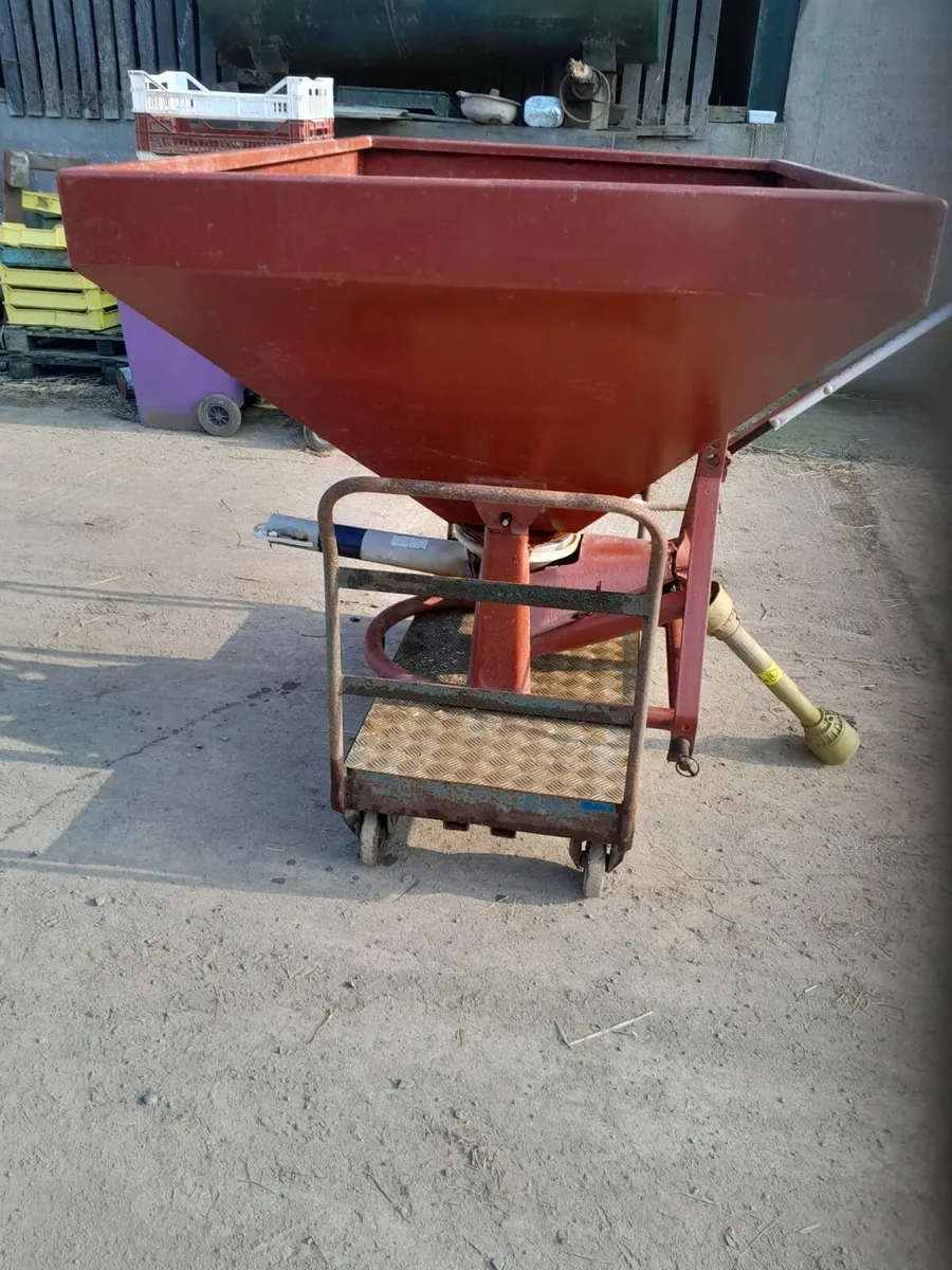 Vicon spreader - Image 4