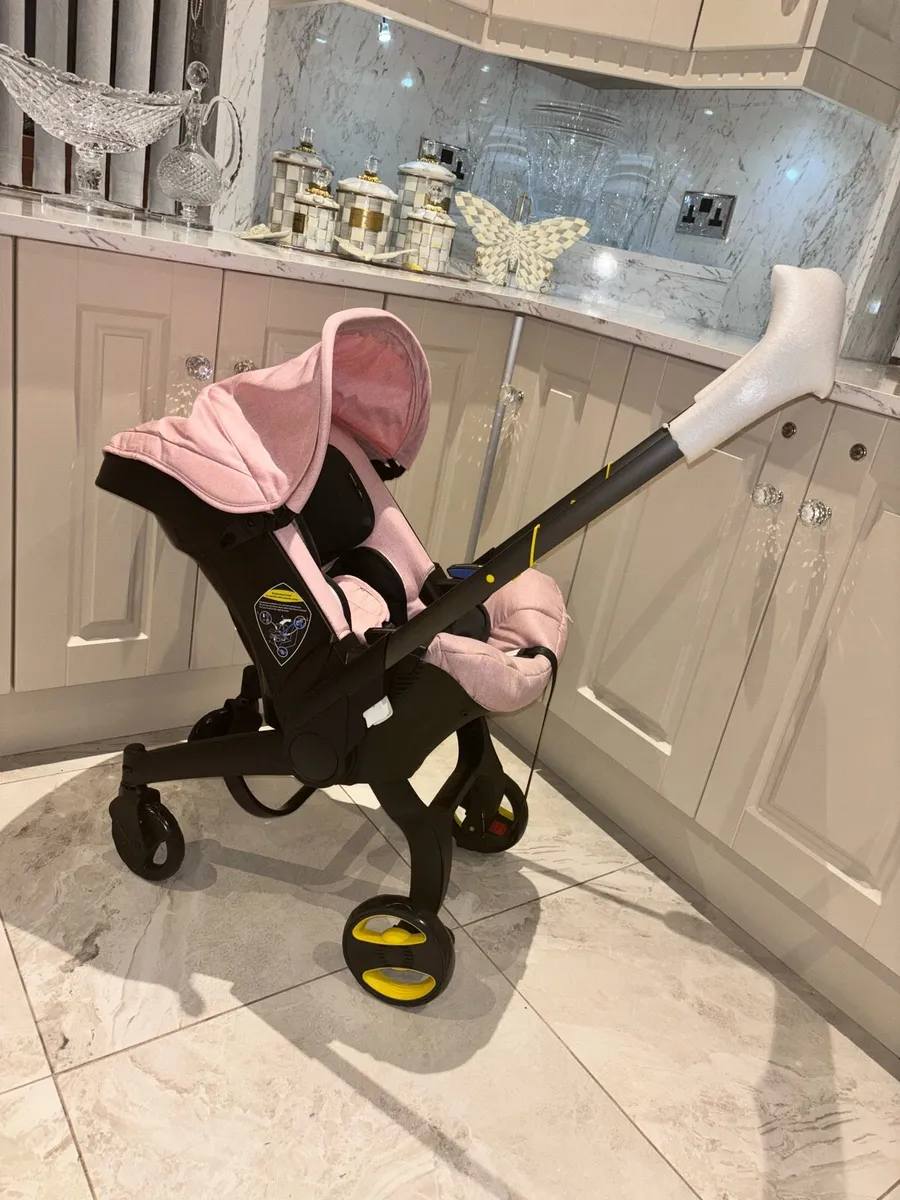 pram - Image 2