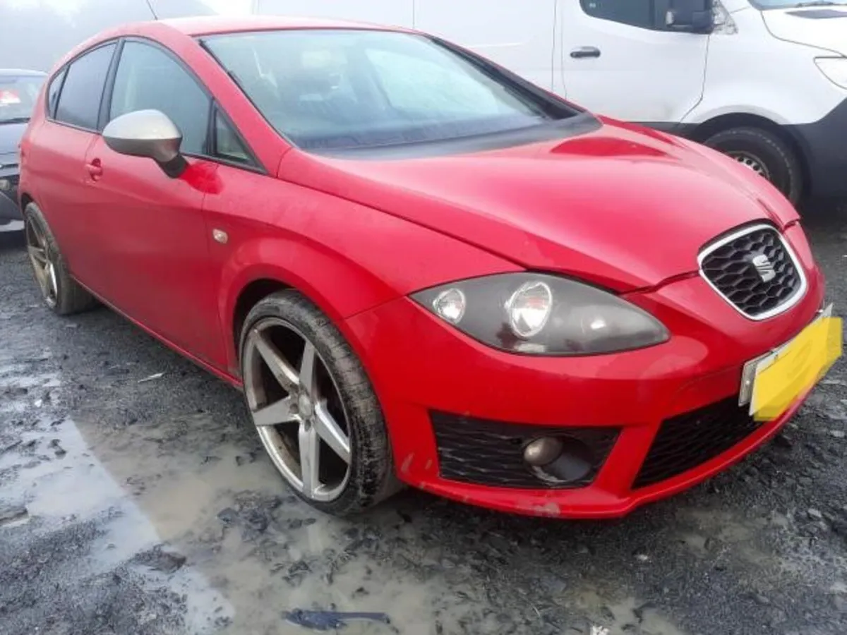 2012 SEAT LEON 1.6TDI BREAKING - Image 2