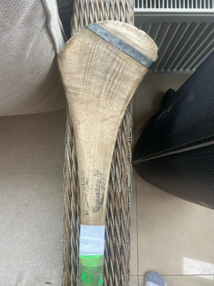 Hurleys - Image 2