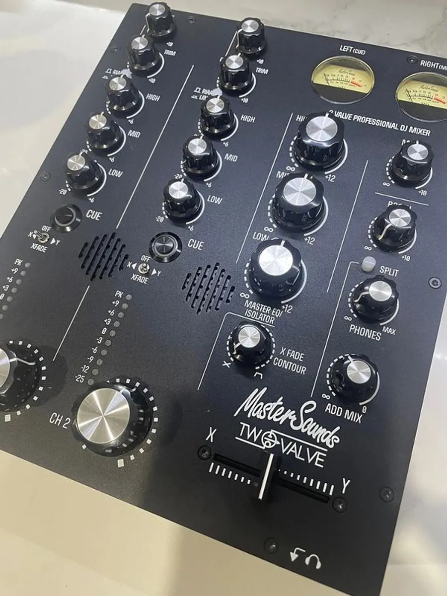 Mastersounds Radius Two Valve MK1- Rotary DJ Mixer (Mint) - Image 1