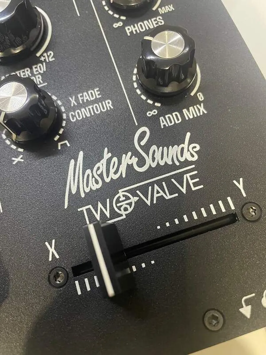 Mastersounds Radius Two Valve MK1- Rotary DJ Mixer (Mint) - Image 3