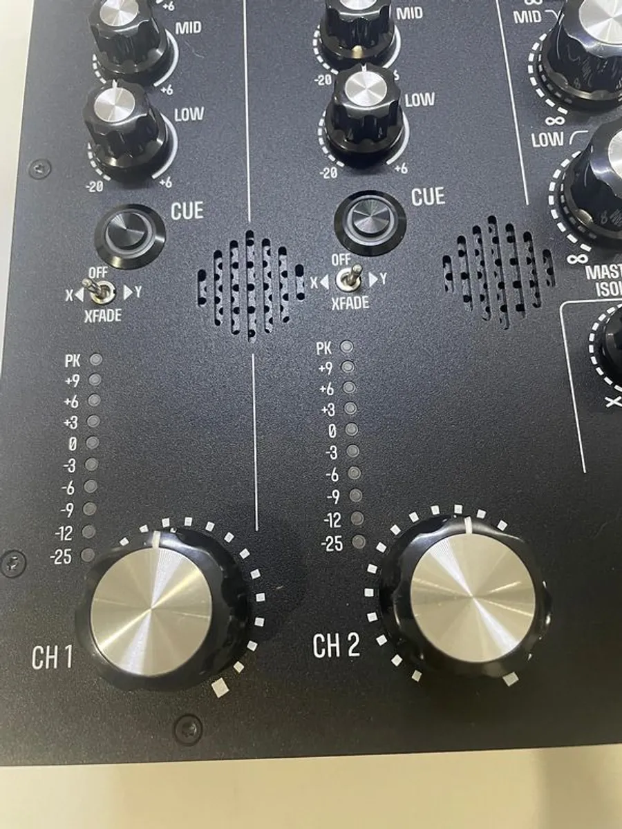 Mastersounds Radius Two Valve MK1- Rotary DJ Mixer (Mint) - Image 4