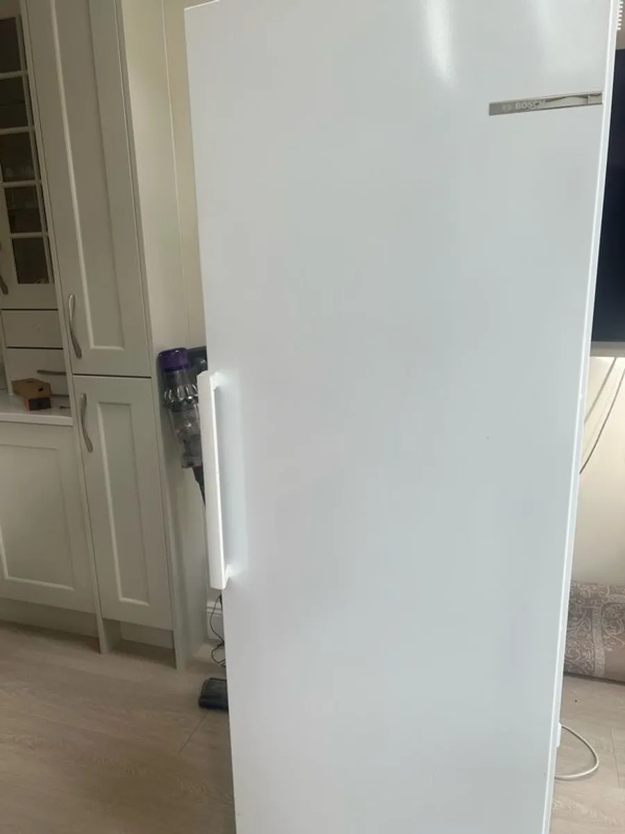 Bosch fridge - Image 1