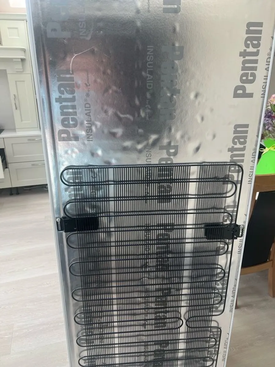 Bosch fridge - Image 4
