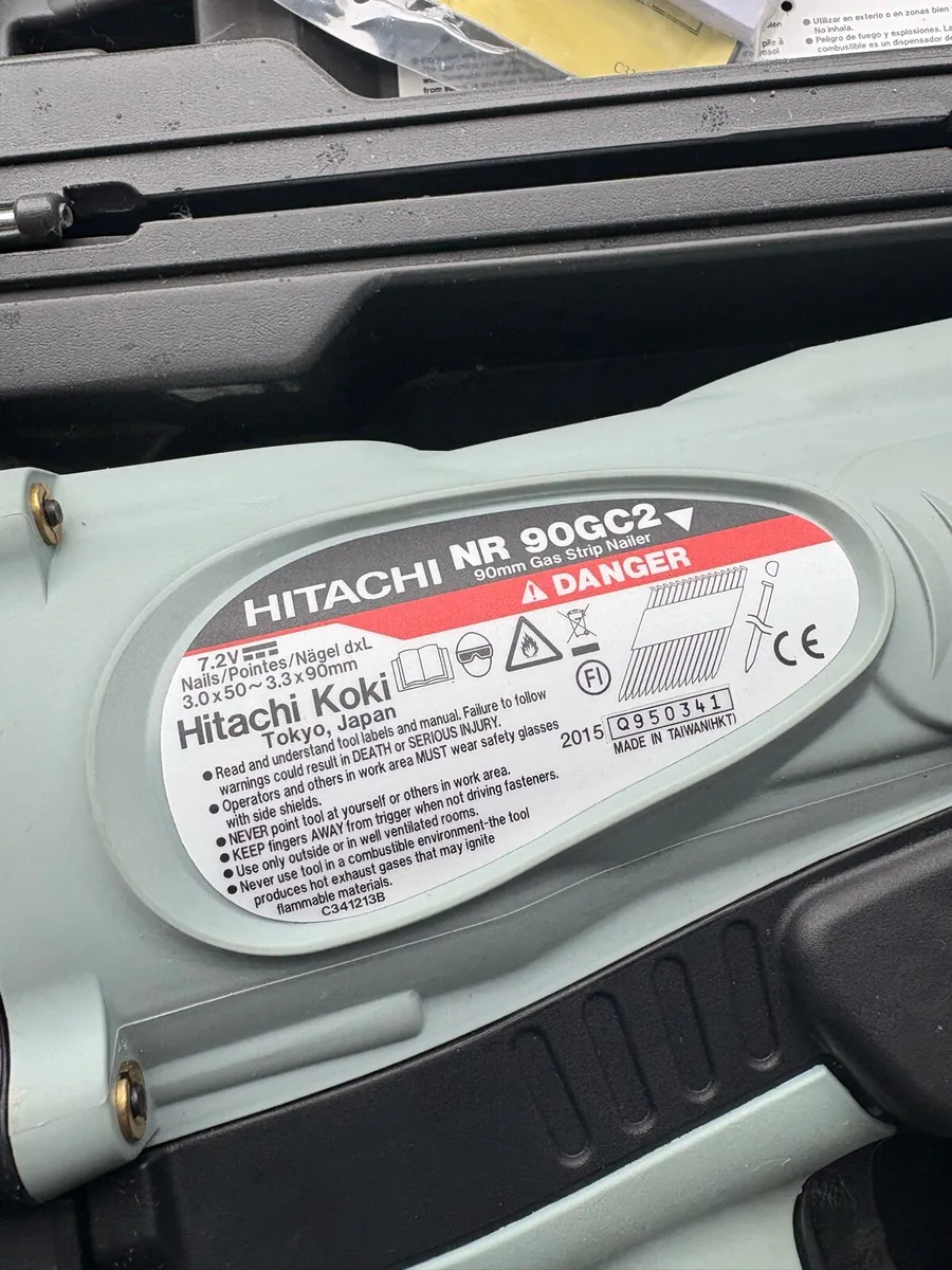 Brand New Hitachi NR90GC2 Nail Gun - Image 3