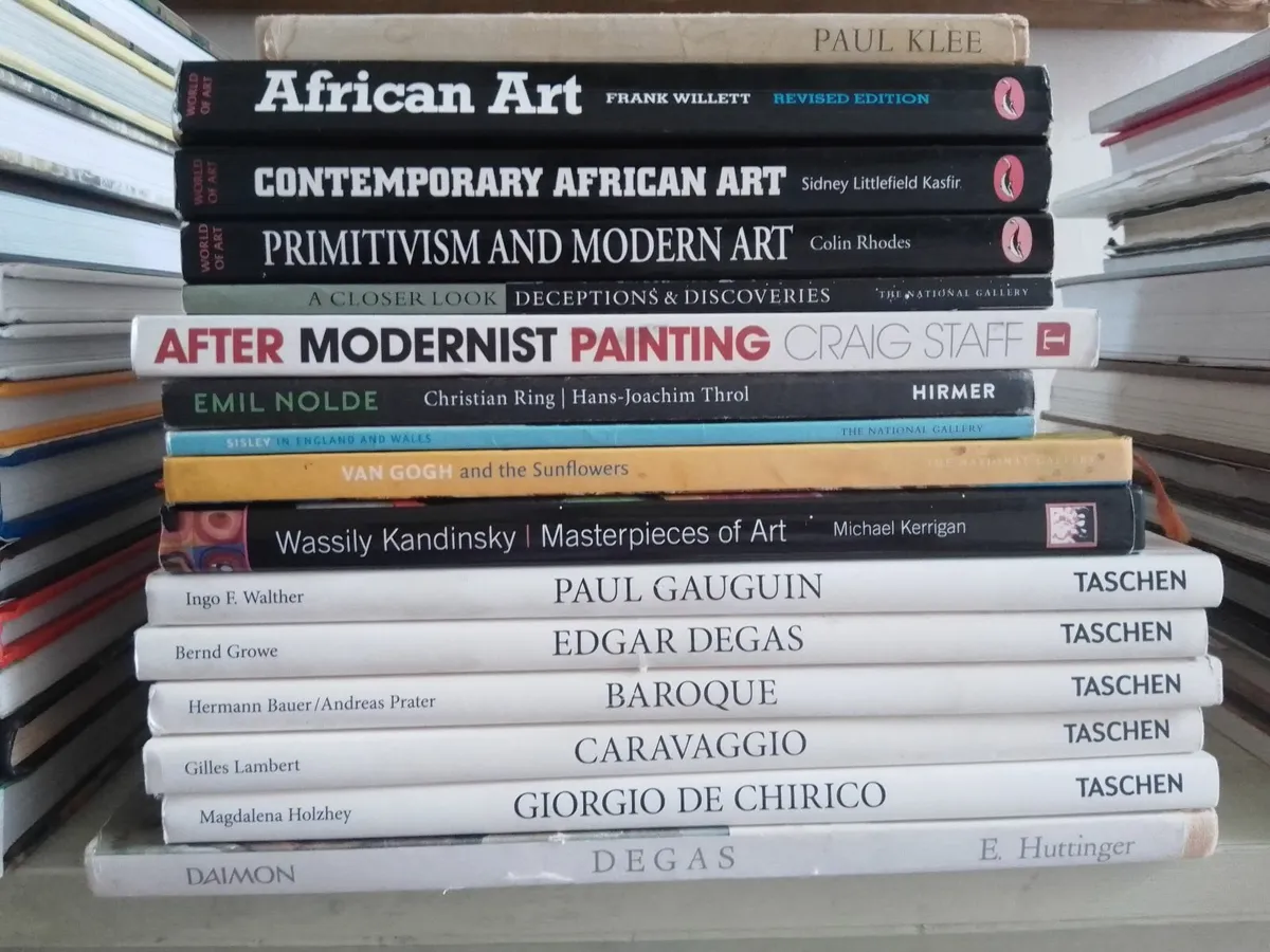 Collection of Art Books - Image 1